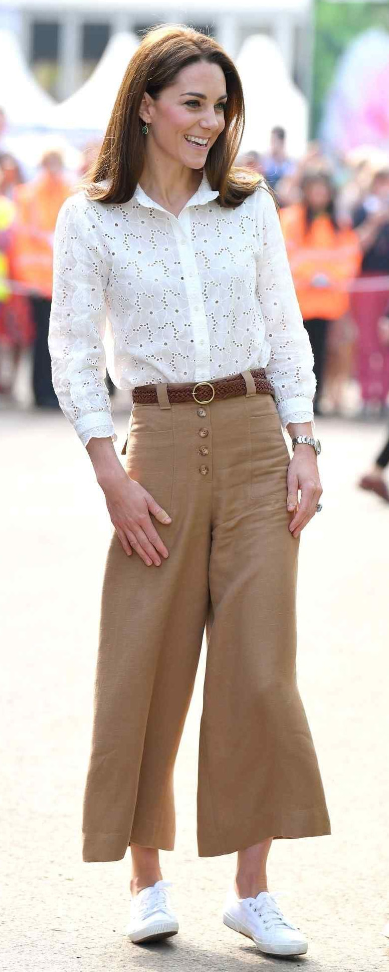 Massimo Dutti Buttoned Culottes as seen on Kate Middleton, The Duchess of Cambridge.