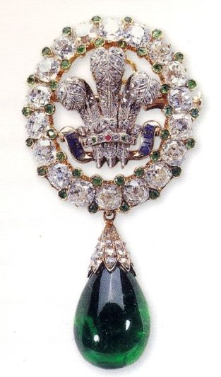 Prince of Wales' Feathers Brooch with emerald pendant