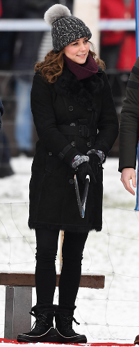 John Lewis Faux Fur Trim Suede Gloves in Black as seen on Kate Middleton, The Duchess of Cambridge.