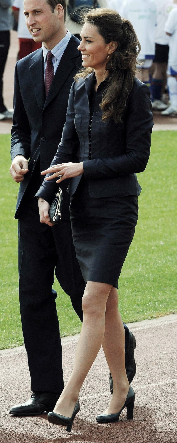 L.K.Bennett Art Navy Leather Pumps as seen on Kate Middleton, The Duchess of Cambridge.