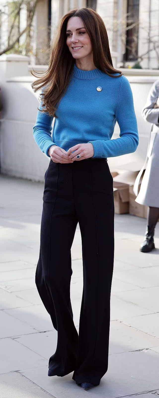 Alexander McQueen Cashmere Sweater in Blue as seen on Kate Middleton, The Duchess of Cambridge.