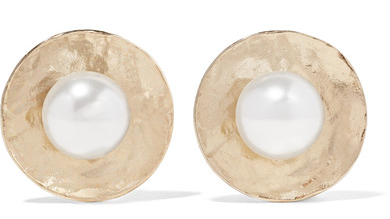 Oscar de la Renta Hammered gold-plated faux pearl earrings