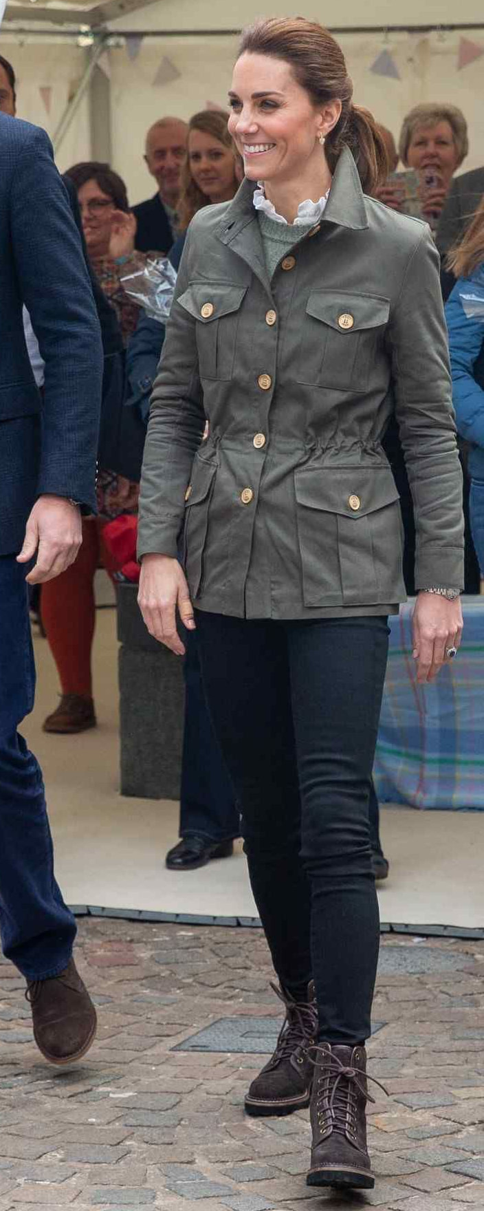 Sézane Marguerite Shirt as seen on Kate Middleton, The Duchess of Cambridge