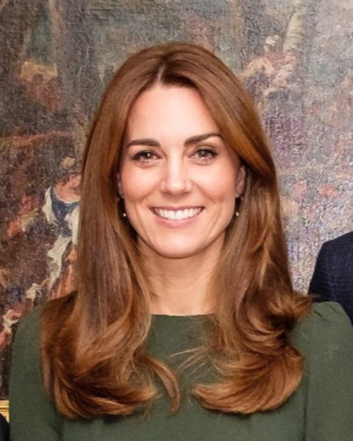 Duchess Kate wears hoop earrings