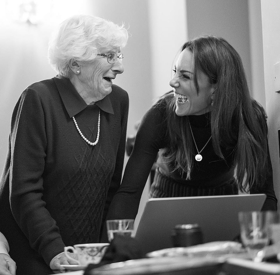 Duchess of Cambridge meets Holocaust survivors for portrait shoot