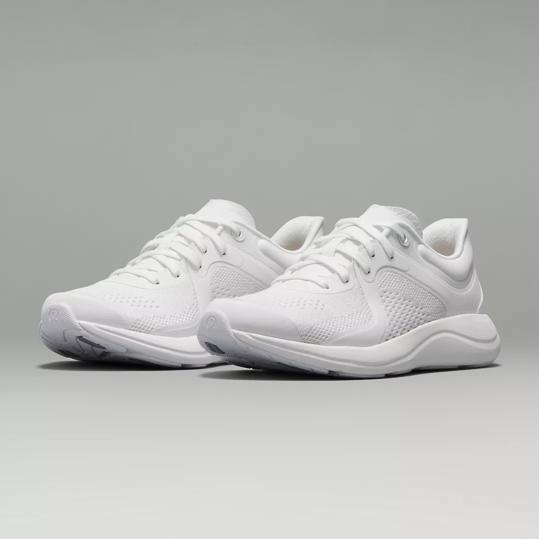 Lululemon 'Chargefeel' Low Women's Workout Shoe in White 