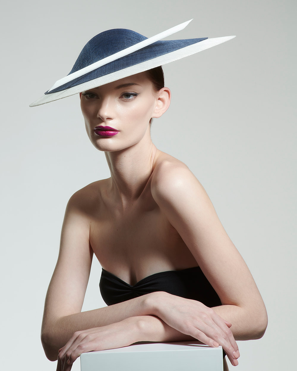 Philip Treacy Saturn Dome Hat in navy & white OC 915 SS 22