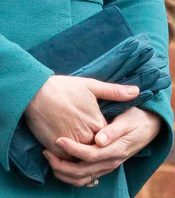 Princess Kate carries Emmy London 'Natasha' clutch in Lake suede, and teal leather gloves by Dents