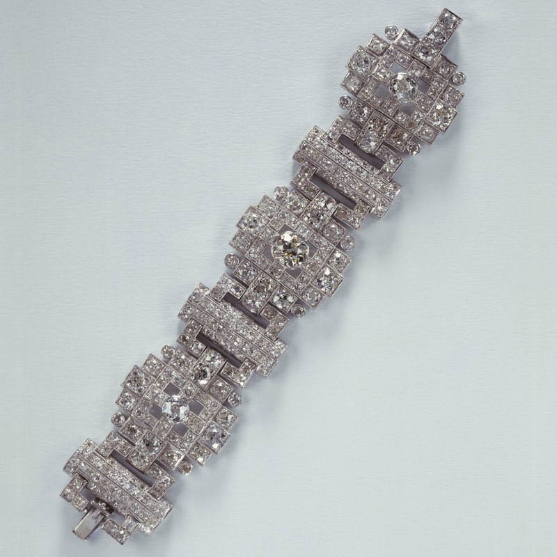 Queen Elizabeth II's Antrobus Wedding Gift Bracelet